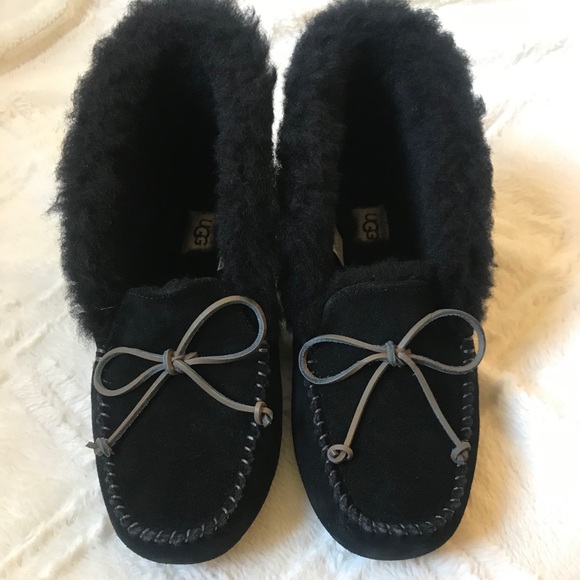 UGG Alena Mocassin - Picture 6 of 7
